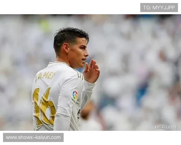 J罗传闻以自由身加盟成都蓉城，引发球迷关注