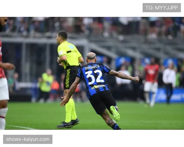 AC米兰3-1罗马,莱奥两射一传,皮奥利“不对称4231”阵型收奇效 AC米兰3-1罗马,莱奥两射一传,皮奥利“不对称4231”阵型收奇效